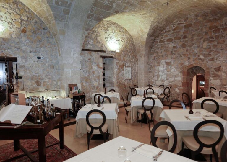Sala Dammuso 1024x732 1 768x549