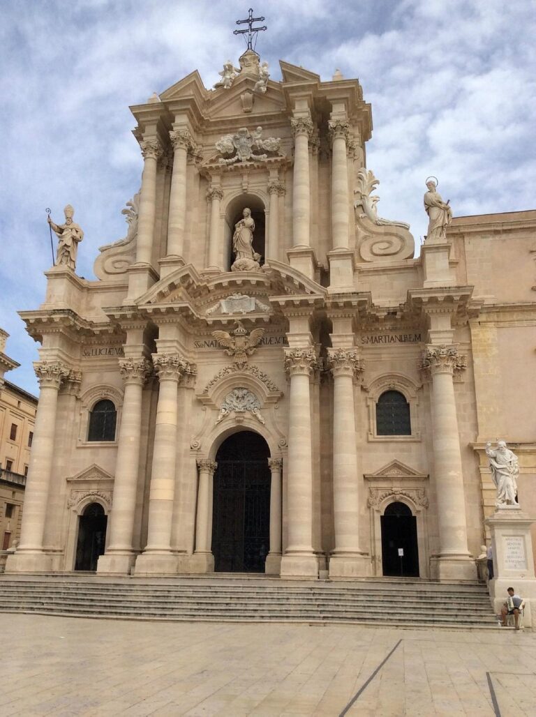 duomo di siracusa 5 768x1028