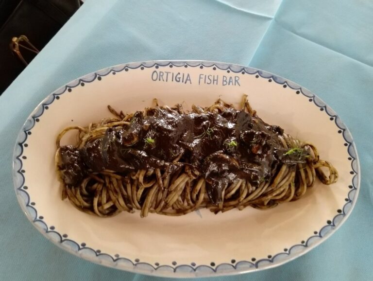 pasta with black ink 1 768x578