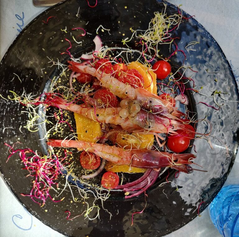 raw shrimps 1 768x761