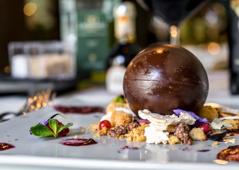 sfera al fondente con 2 768x548