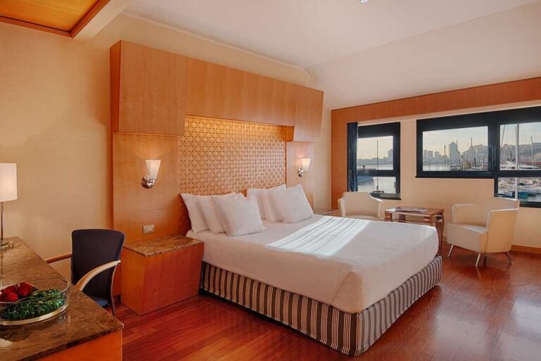 suite with views 1 768x513