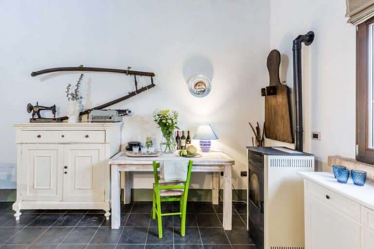 AuthenticSicilianCharm 27 768x512