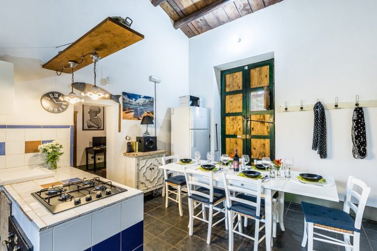 AuthenticSicilianCharm 28 768x512