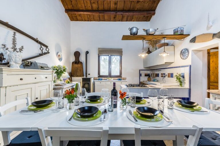 AuthenticSicilianCharm 4 768x512