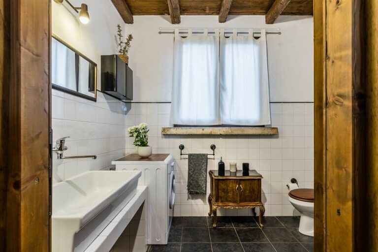 AuthenticSicilianCharm 7 768x512