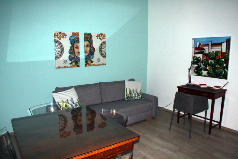 casa vacanze siracusa salotto 4 768x513