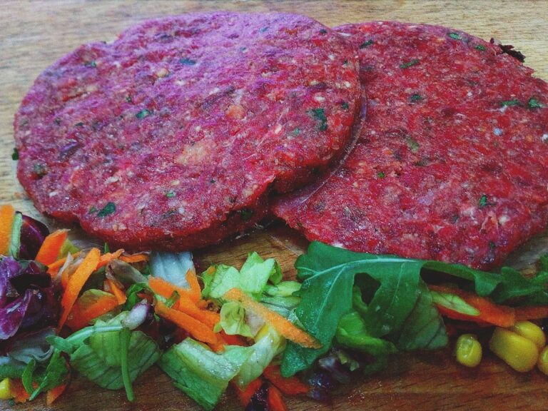 hamburger di carne di 1 768x576