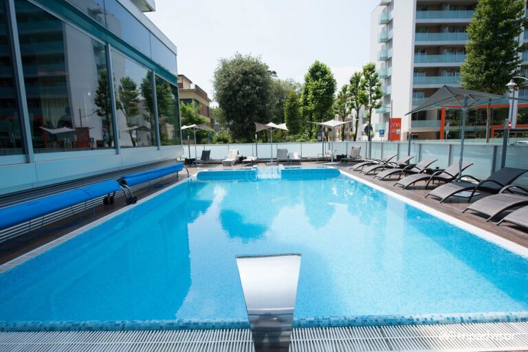 AquaHotel 30 768x512