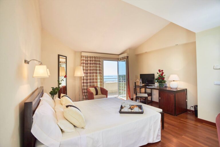 SinaAstor 15 768x512