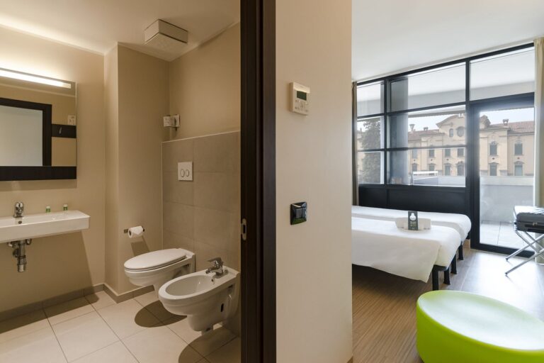 hotel como 3 768x512