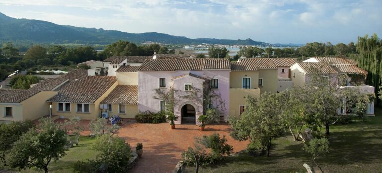 hotelairone costasmeralda 7 768x349