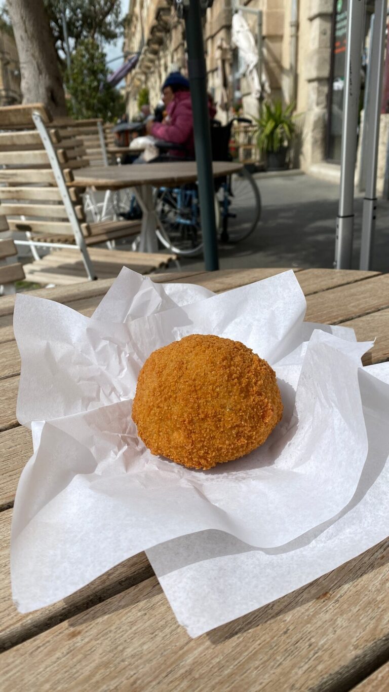 midolo bar pasticceria 2 768x1365