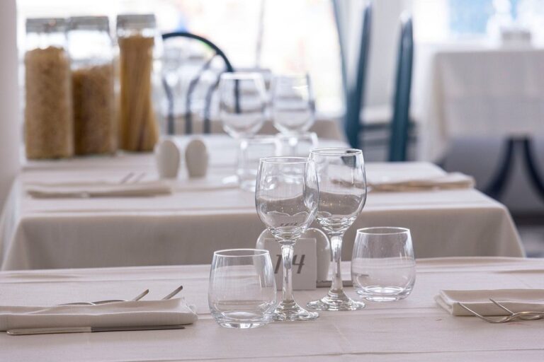 LuxorCattolicaHotelBeach 15 768x512