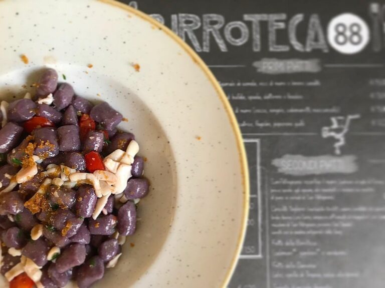 gnocchi di patate viola 1 768x575