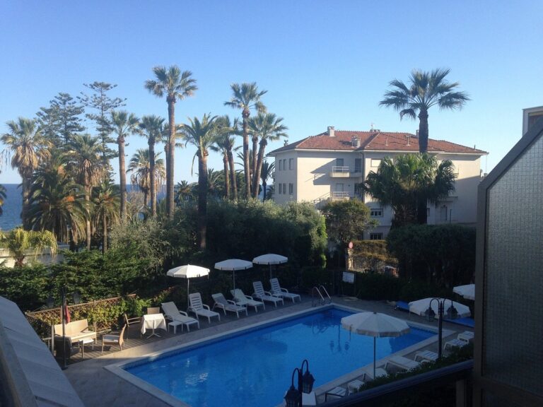 hotel paradiso 2 768x576