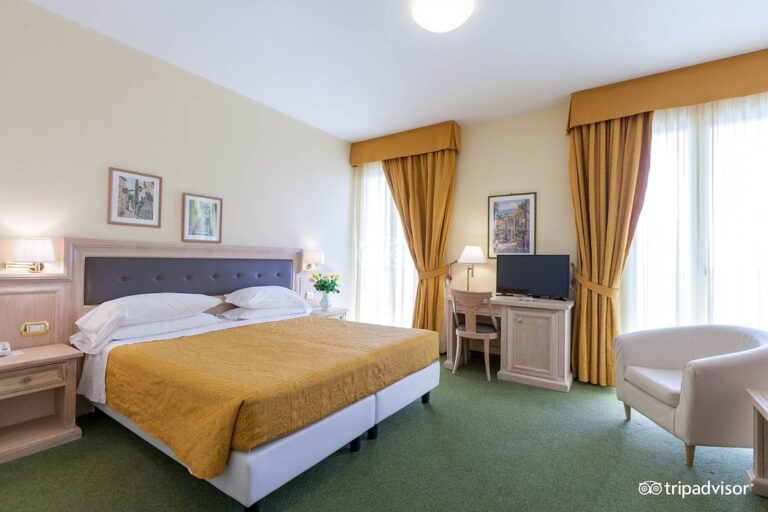 hotel paradiso 4 768x512