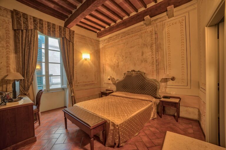 hoteleLoggeDeiMercanti 11 768x512