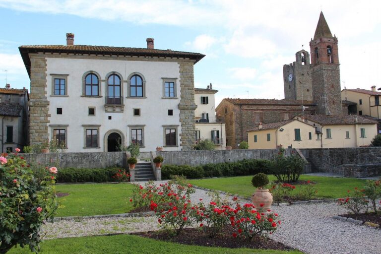 hoteleLoggeDeiMercanti 3 768x512