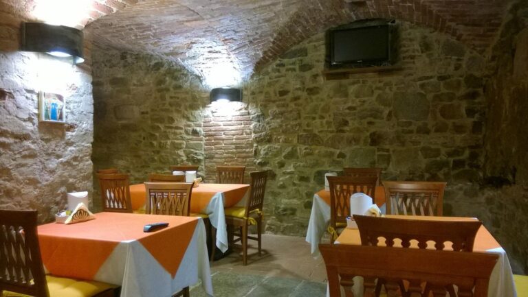 hoteleLoggeDeiMercanti 6 768x433