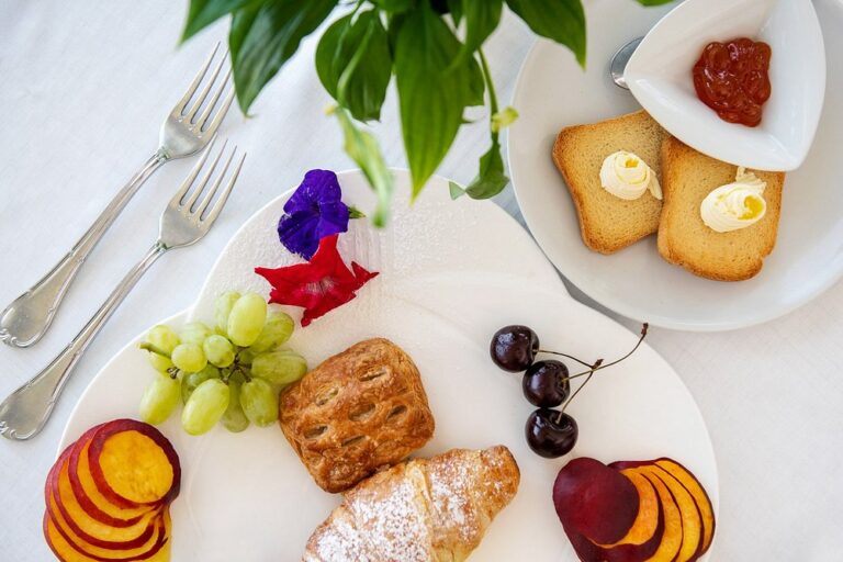 hotelvillaggiostromboli 768x512