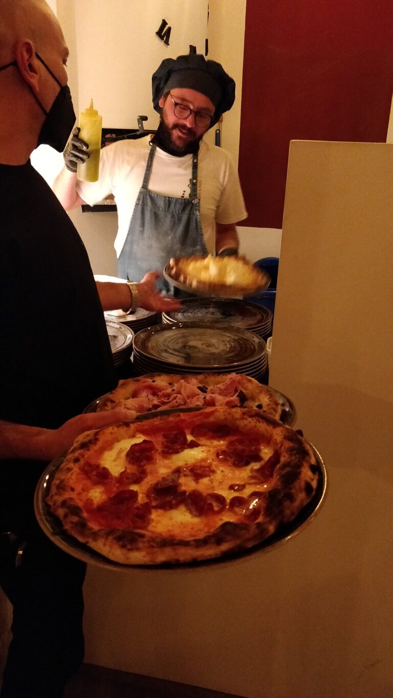 le capase 1 768x1365