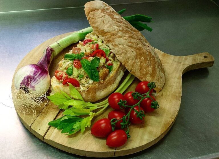 panzanella 1 768x558