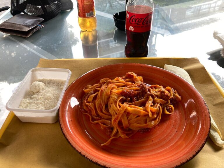 pasta with ragu 1 768x576