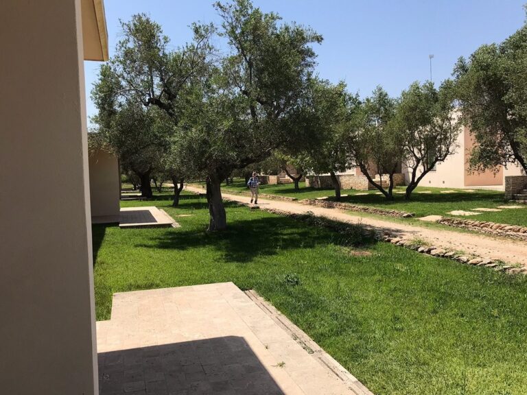 serene omgeving alleen 1 768x576