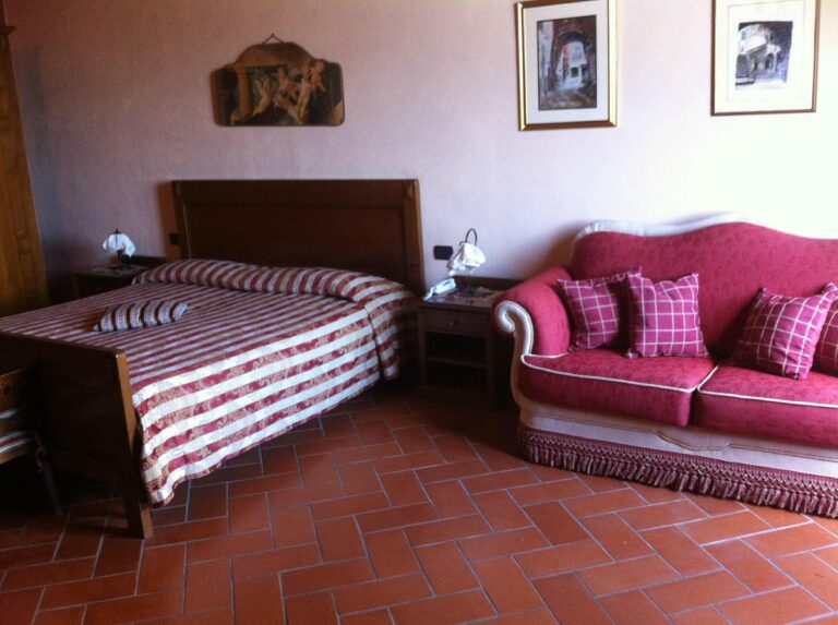 HotelLadyLusya 8 768x573