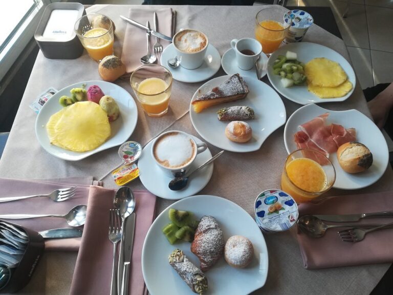 HotelMelqart 768x576