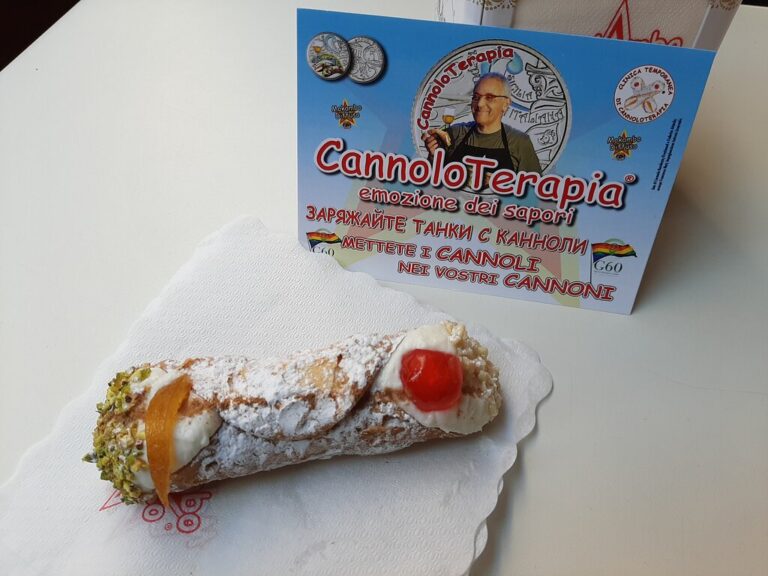 cannolo siciliano spettacolare 1 768x576