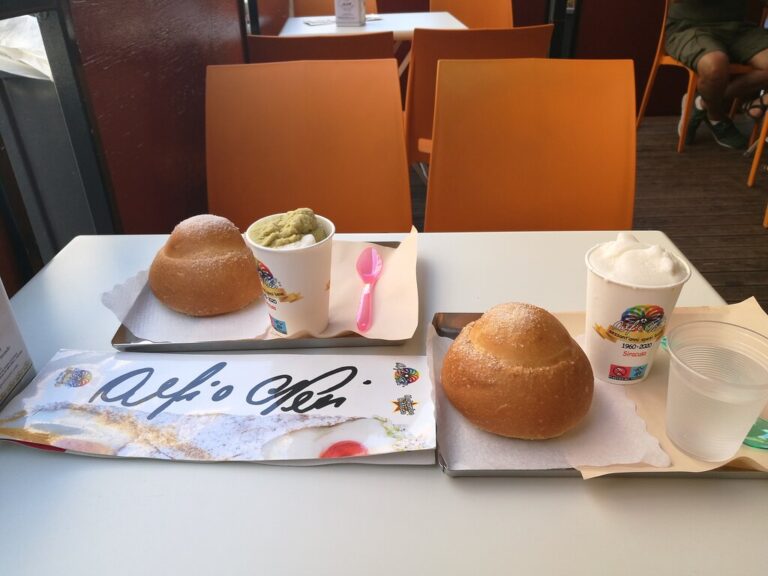 granite con brioches 1 768x576