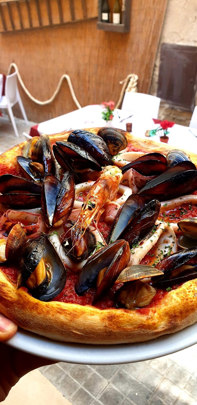 pizza alla pescatora 1 768x1580