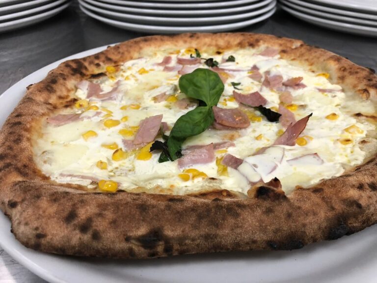 pulcinella pizzeria napoletana 2 768x576