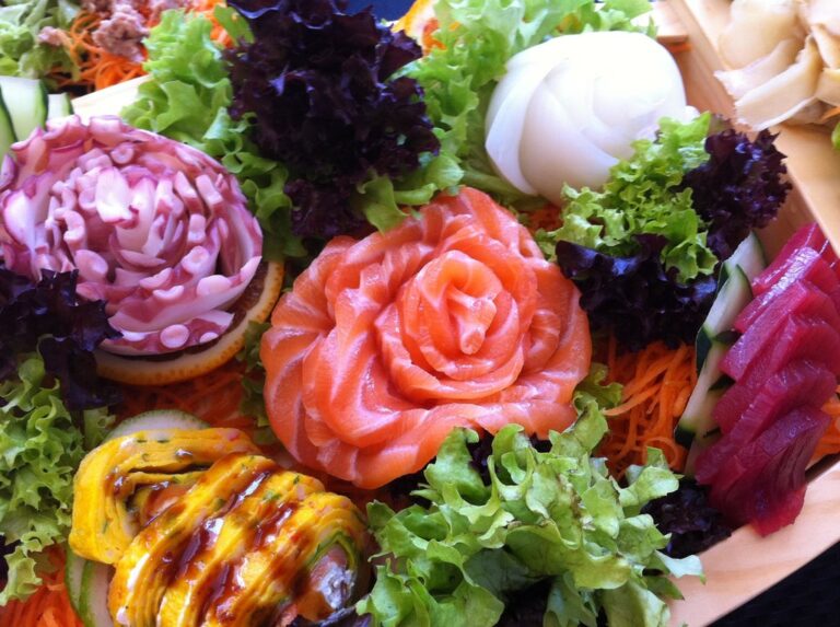 sashimi mix 1 768x573