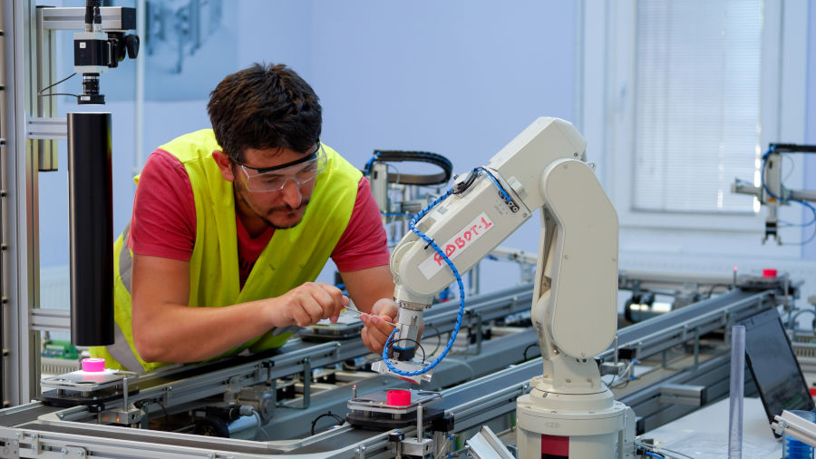 Accordi innovazione: 250 milioni di nuove risorse per le imprese