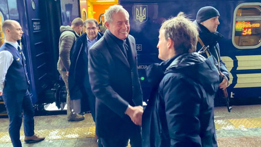 Oggi visita del ministro Urso a Kiev